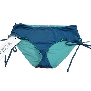 Carve Designs reversible bikini bottoms with lace sides. XL